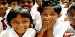 ජුනි මස 12 ට පෙර පාසල් ළමුන්ට නිල ඇඳුම් බෙදාදේ