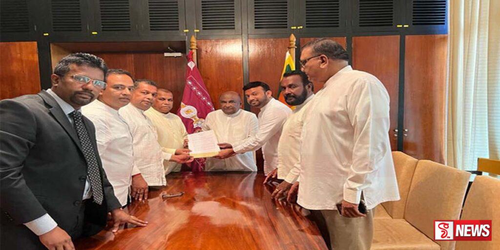 අලි සබ්රිට මන්ත්රීවරුන් පිරිසකගෙන් චෝදනා