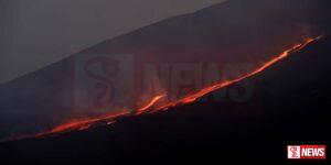 ඉතාලියේ එට්නා ගිනි කන්ද පුපුරා යයි