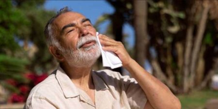 අධික උණුසුම ඉන්දියාවේ 50ක් බිලිගනී