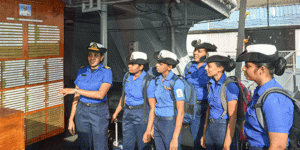 රටවට නිල් සයුර රැක්මට පළමු නාවික හමුදා කාන්තා කණ්ඩායම දියඹට – Video