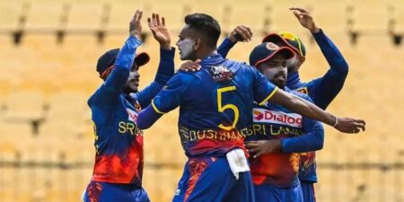 ශ්රී ලංකා කණ්ඩායම දිවයිනෙන් පිටත්ව යයි