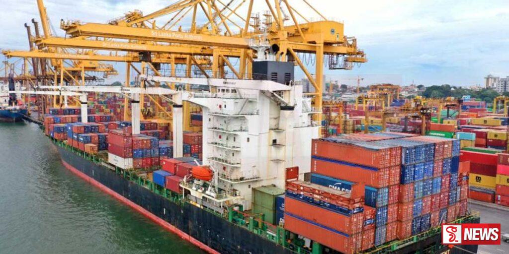 ආහාර සහිත කන්ටේනර් රේගුවේ සිරවේ