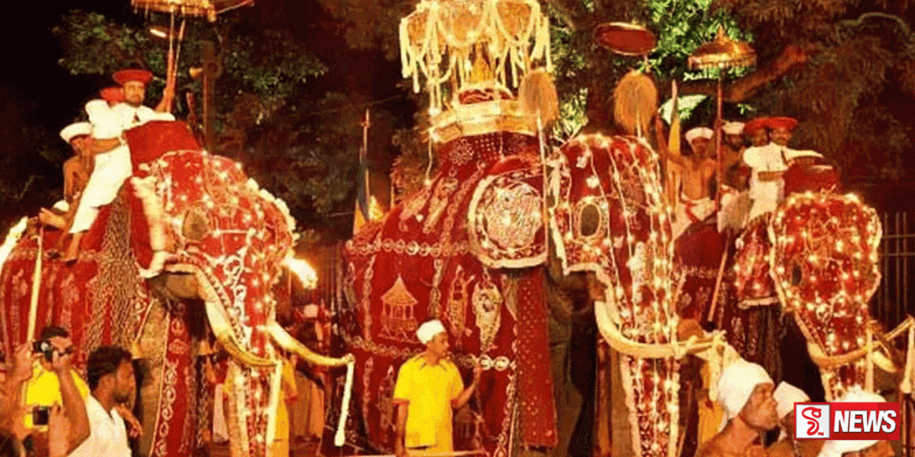 කතරගම ඇසළ පෙරහැර මංගල්යයේ දෙවන දිනය අදයි