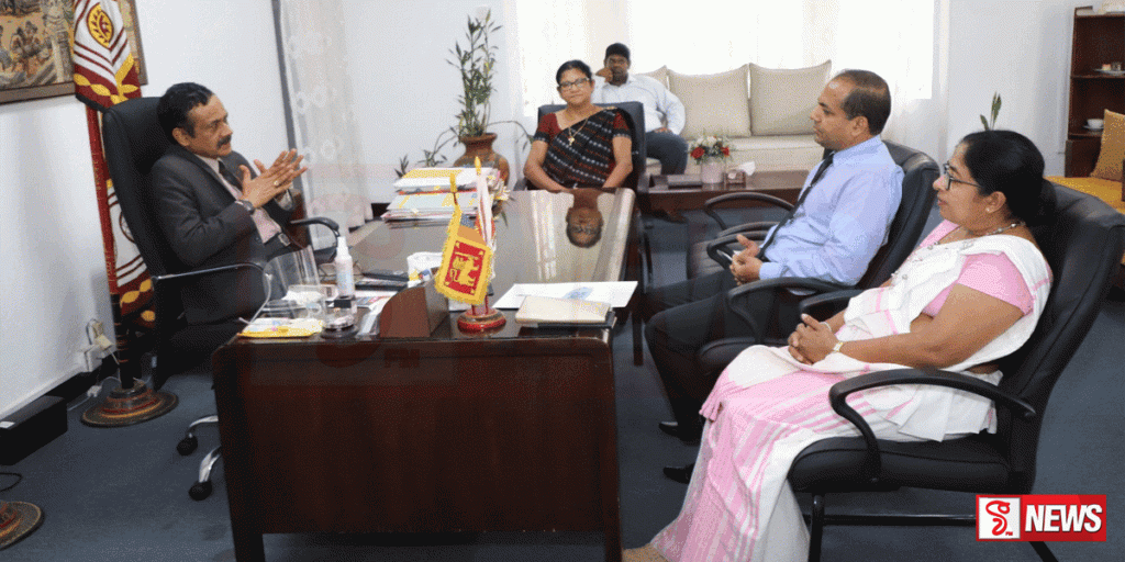 මධ්යම පළාත් සභාවේ විධායක ශ්රේණි ද්විත්වයකට නව පත්වීම්