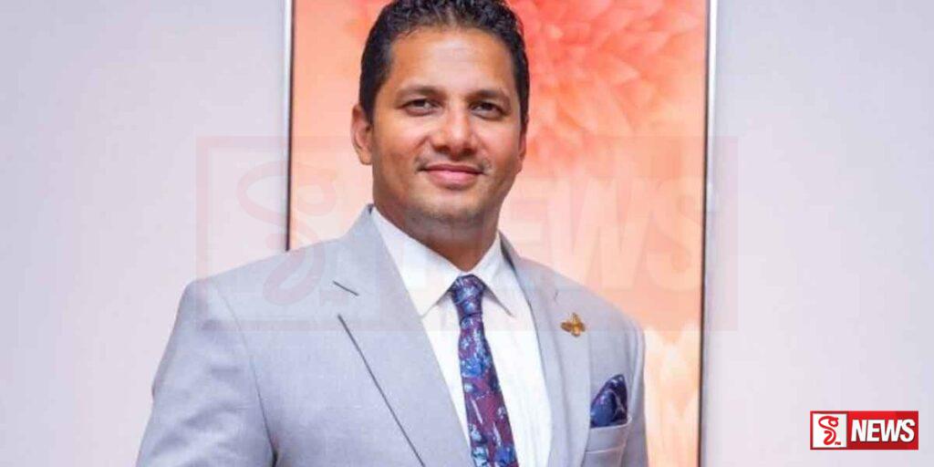 ජෙරොම් පෙත්සම ඉල්ලා අස්කර ගනී