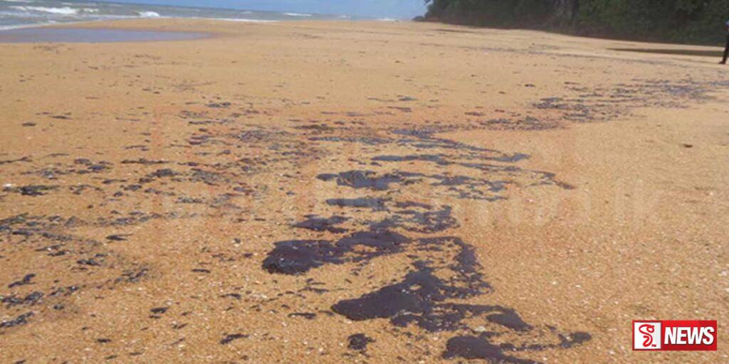 මුහුදු වෙරළට තෙල් සහිත ඝන ද්රව්යයක් ගොඩගැසීම පිළිබදව පරීක්ෂණයක්