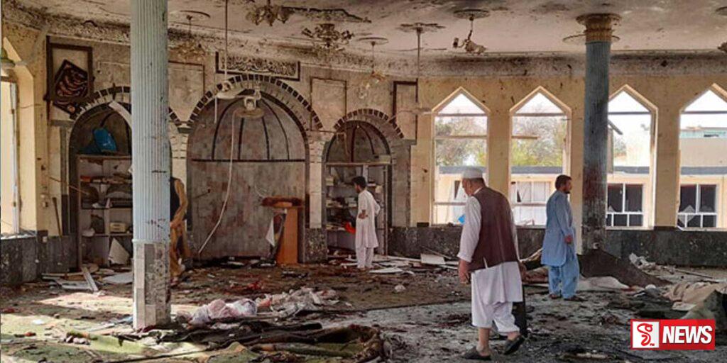 ඇෆ්ගනිස්ථානයේ මුස්ලිම් පල්ලියක් අසළ පිපිරීමක්