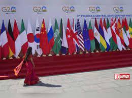 විදෙස් රාජ්ය තාන්ත්රිකයින් රැසක් ඉන්දියාවට.