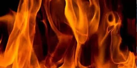 කෙරවලපිටිය අධිවේගී පිවිසුම ආසන්නයේ ගින්නක්