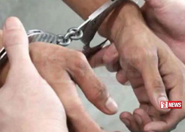 සූරියවැව ප්රා.සභා ලේකම් අල්ලස් ගනිද්දී  අත්අඩංගුවට