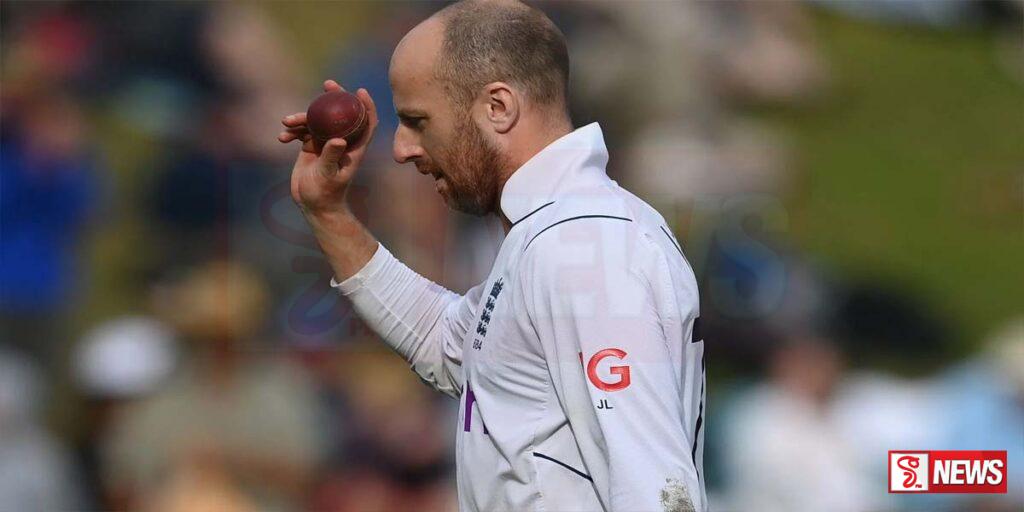 ජැක් ලීච්ට අළු බඳුනට ක්රීඩා කිරීමේ අවස්ථාව අහිමි වෙයි