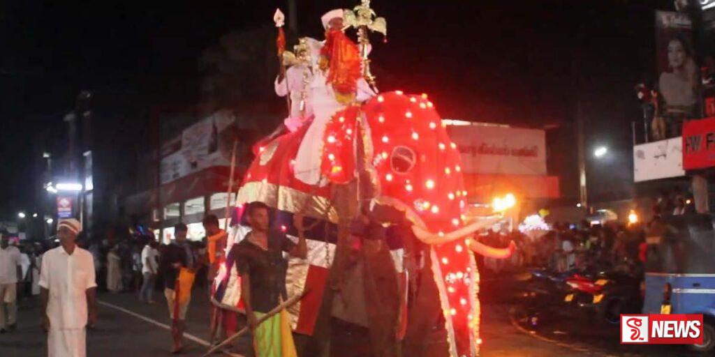 නාවලපිටිය උත්පලවර්ණ ශ්රි විෂ්ණු කතරගම දේවාලයේ වාර්ෂික පෙරහැර වීදි සංචාරය