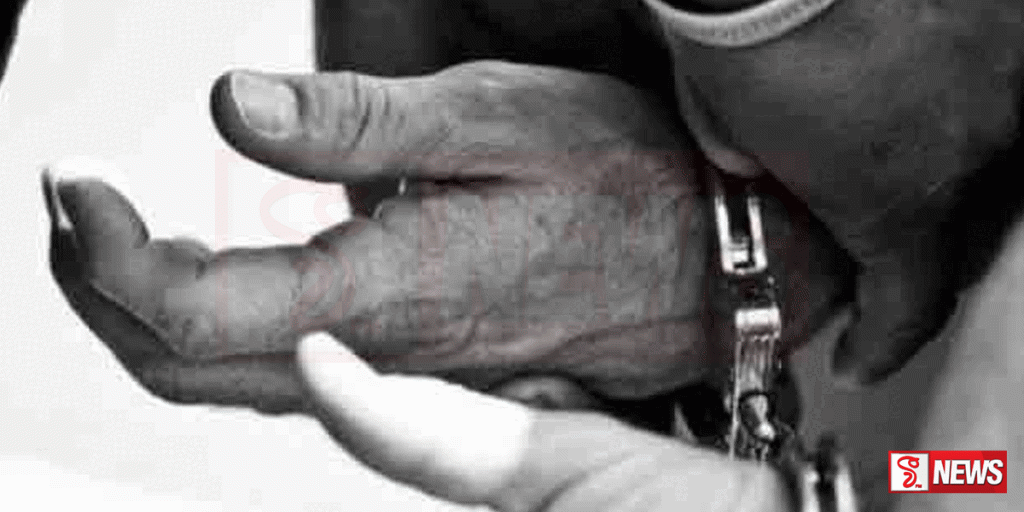 වෙළඳසැල් වලින් මුදල් ලබා ගත් පුද්ගලයෙකු කොටුවෙයි