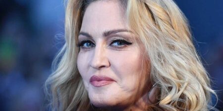 මැඩෝනා සුවය ලබා යළි නිවසට