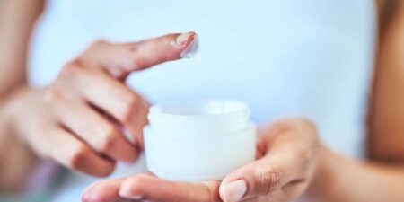 සුදු වෙන්න ගාන ක්රීම් ගැන සොයාගත් අලුත්ම හෙළිදරව්ව