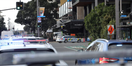 නවසීලන්තයේ වෙඩි තැබීමකින් දෙදෙනෙකු මරුට