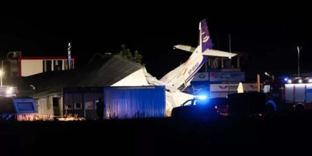 පෝලන්තයේ පුද්ගලයන් 05 දෙනෙකු ජීවිතක්ෂයට