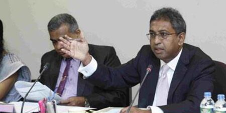 මුදල් කාරක සභාවට ආ නිලධාරීන් බොරු කියලා?