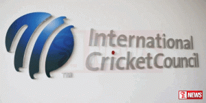 හර්මන්ප්රීට් කවුර් හට දඩයක් සහ දඬුවම් ලකුණු හතරක්