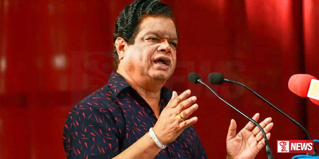 ඇමති බන්දුලගෙන් ලංගම සේවකයන්ට තරවටුවක්