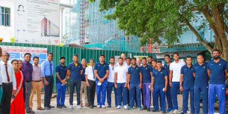 ශ්රී ලංකා ක්රිකට් කණ්ඩායමේ ක්රීඩකයින් රිජ්වේ ආර්යා ළමා රෝහලට