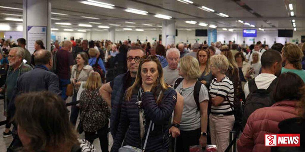 එංගලන්තයේ ගුවන් පාලක පද්ධතිය බිඳ වැටීමෙන් මගීන් අපහසුතාවයට