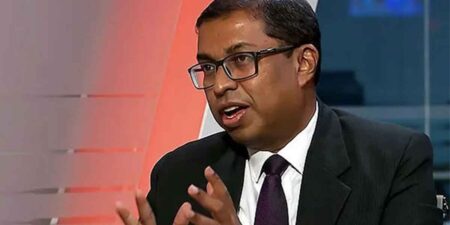 විධායකය අධිකරණයට අභියෝග කරනවා