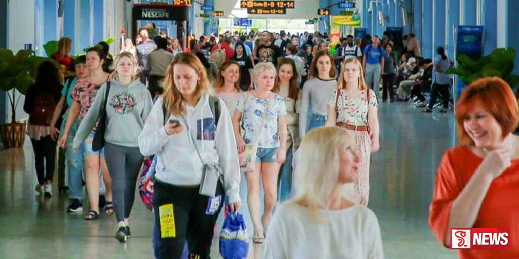 මාස 07 තුළ මෙරටට පැමිණි සංචාරකයන් හත් ලක්ෂ 63,000 ඉක්මවයි