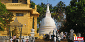 පෙරහැර නිසා අදත් ඒ ආශ්රිත රථවාහන ගමනාගමනය සීමා