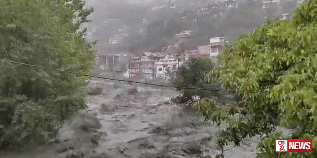 අධික වැසි නිසා මියගිය සංඛ්යාව 74 දෙනෙකු දක්වා ඉහළට