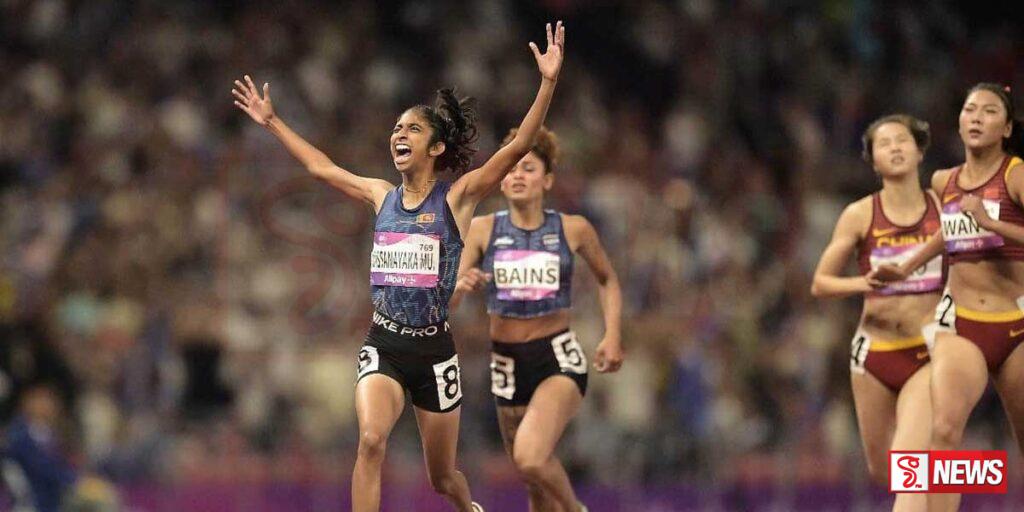 ලක්මව රනින් සැරසූ තරුෂිට ඉඩමක්