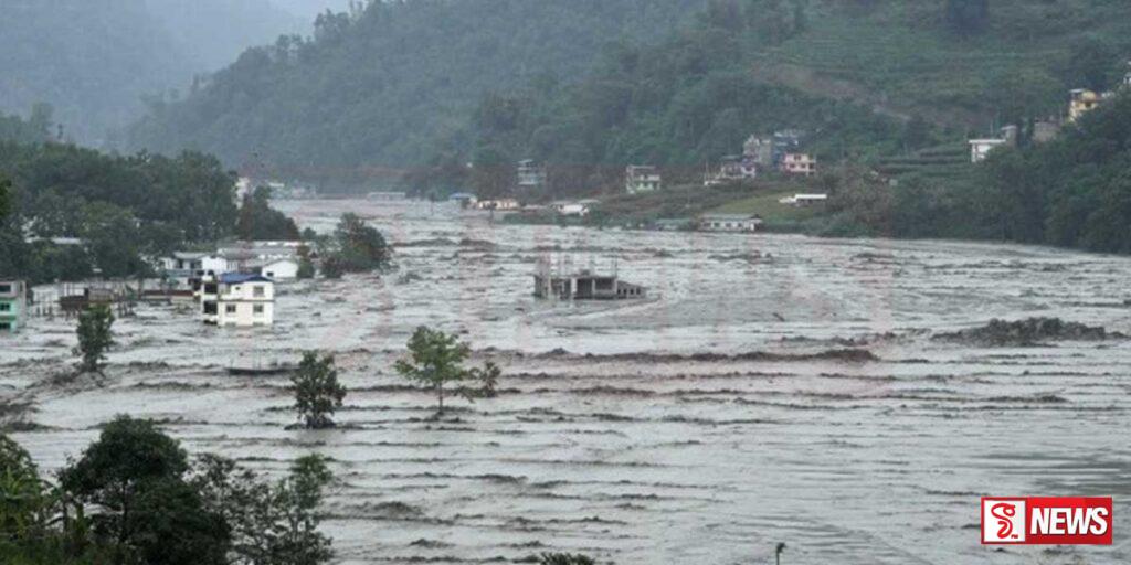 ගංවතුර නිසා පුද්ගලයන් 10 දෙනෙකු ජීවිතක්ෂයට