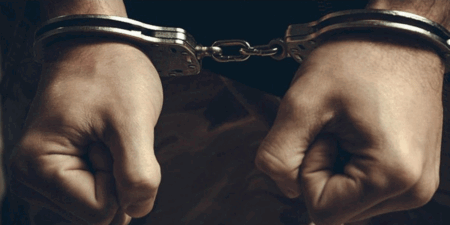 වෛද්ය සැපයුම් අංශයේ නි.අධ්යක්ෂවරයා ගුවන් තොටුපොළේදී අත්අඩංගුවට