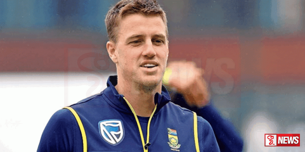 පාකිස්තාන පන්දු යැවීමේ පුහුණුකරු ධූරයෙන් ඉවත්ට