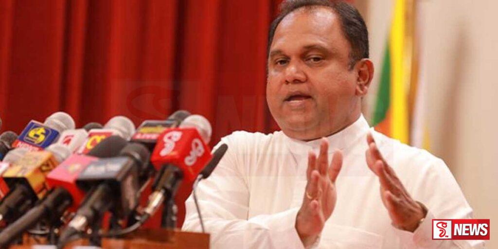 උත්සව සමයේ භාණ්ඩ මිල පහත හෙලන බව වෙළඳ ඇමති කියයි