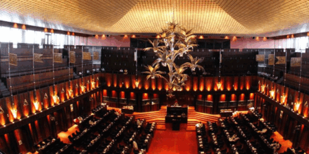 කතානායකට එරෙහි විශ්වාසභංග විවාදය – සජීවීව