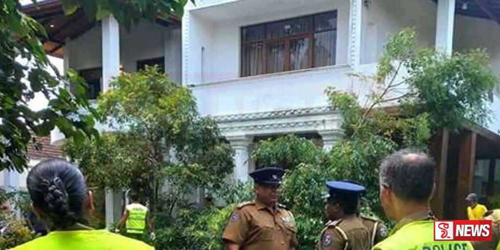 දෙමටගොඩ රුවන්ගේ ගෙදරට බෝම්බ ප්රහාරයක්