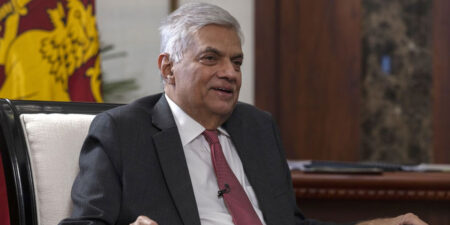 ජනපති රනිල් ඩුබායි බලා පිටත්වෙයි