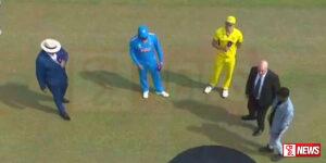 කාසියේ වාසිය දිනූ ඕස්ට්රේලියාව පන්දු යැවීමට තිරණය කරයි