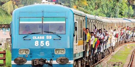 අද දිනය තුල දුම්රිය වාර කිහිපයක ප්රමාදයක්