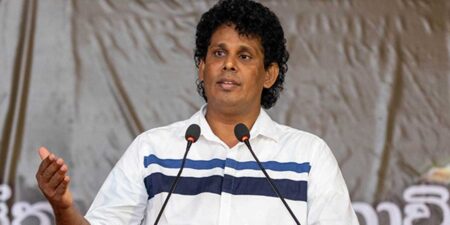 හොරු අල්ලන බව වසන්ත කියයි