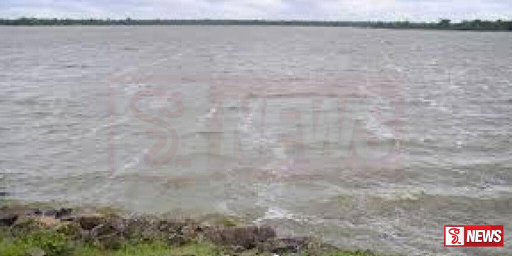 මහ වැස්සෙන් ජලාශවල ජල මට්ටම් පිටාර මට්ටමට ආසන්න වෙයි (වීඩියෝ)