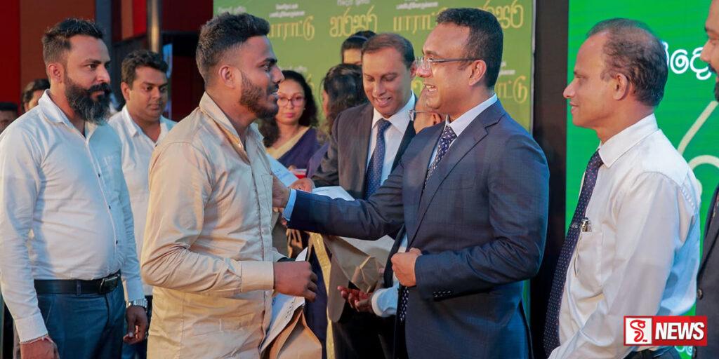 ඊශ්රායලයේ කෘෂි අංශයේ රැකියා සදහා වන පළමු ශ්රමික කණ්ඩායම දිවයිනෙන් පිටත්ව යයි