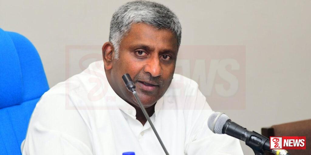 “අපේක්ෂකයො අතරෙන් හොදම කෙනා රනිල්”-ප්රසන්නත් රනිල්ගෙ පැත්තට හැරෙයි?