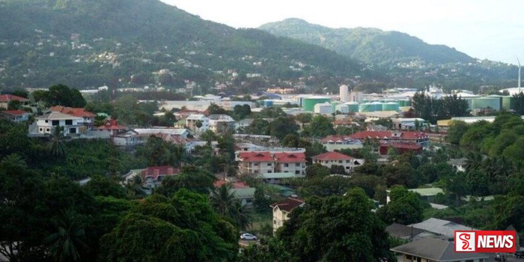 සීෂෙල්ස් රාජ්යයේ හදිසි තත්ත්වයක් ප්රකාශයට පත්කරයි