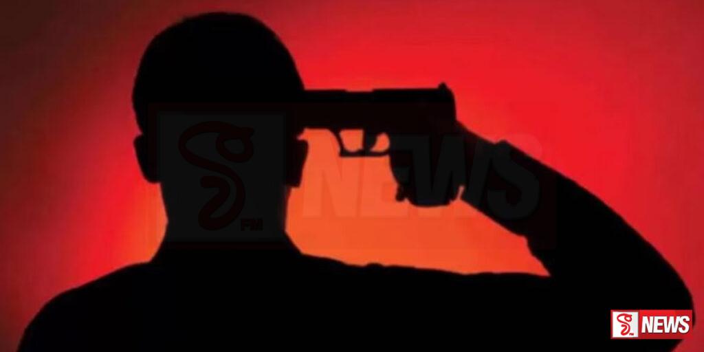 පොලිස් නිලධාරියෙකු වෙඩිතබාගනී