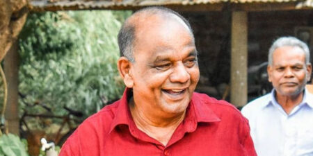 අලුත් මන්ත්රීවරයෙක් දිවුරුම් දෙයි