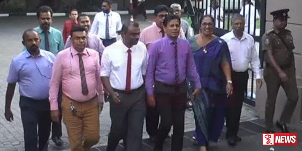 සෞඛ්ය වෘත්තිකයන්ගේ වැඩවර්ජන තාවකාලිකව නවතයි