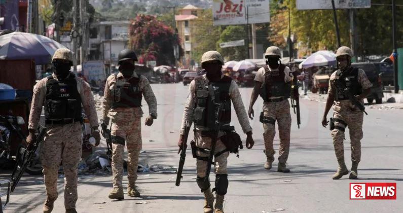 අමෙරිකාව හයිටියේ තානාපති කාර්යාල නිලධාන් ඉවත් කර ගනී